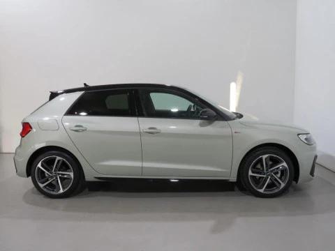Audi A1 Sportback Adrenalin Black edition 30 TFSI 85 kW (116 CV) S tronic