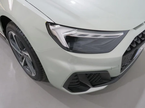 Audi A1 Sportback Adrenalin Black edition 30 TFSI 85 kW (116 CV) S tronic