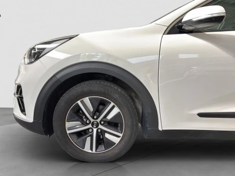 Kia Niro CONCEPT 1.6 140 H