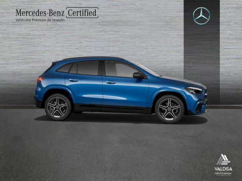Mercedes-Benz GLA 200