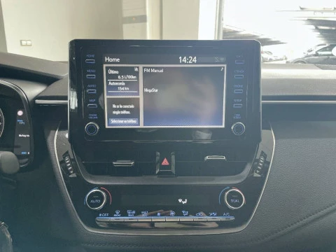 Toyota Corolla 1.6 VVT-i Sol