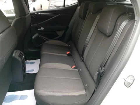 DS 4 BlueHDi 130 auto BASTILLE +