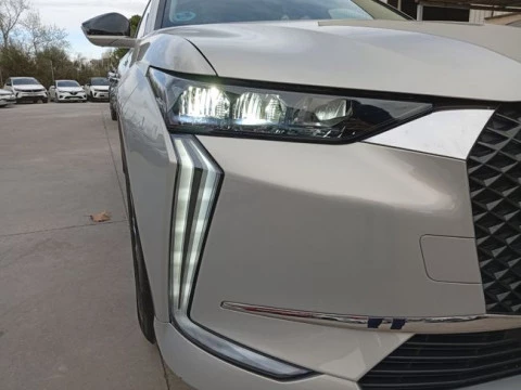 DS 4 BlueHDi 130 auto BASTILLE +