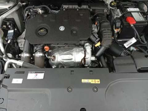 DS 4 BlueHDi 130 auto BASTILLE +