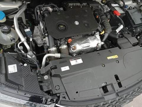 DS 4 BlueHDi 130 auto BASTILLE +