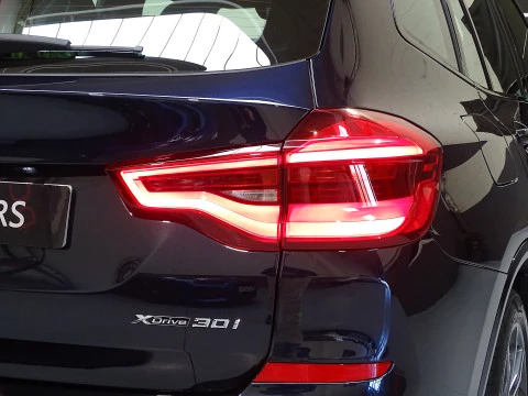 BMW X3 xDrive30i