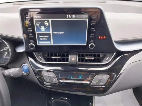 Toyota C-HR 5P Advance 180H e-CVT