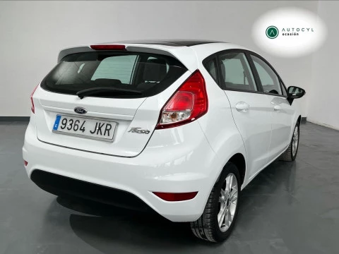 Ford Fiesta 1.25 Duratec 82cv Titanium 5p