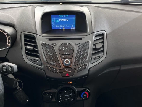 Ford Fiesta 1.25 Duratec 82cv Titanium 5p