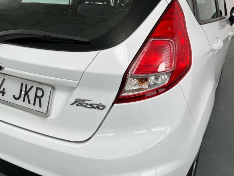 Ford Fiesta 1.25 Duratec 82cv Titanium 5p