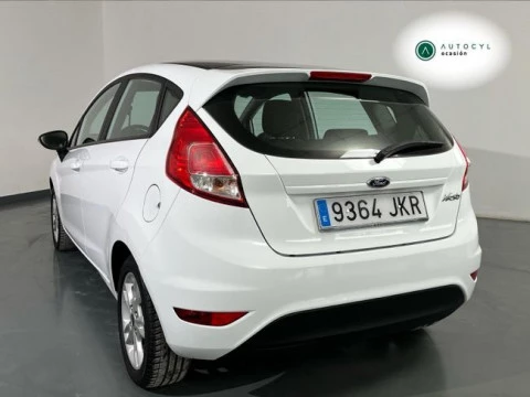 Ford Fiesta 1.25 Duratec 82cv Titanium 5p