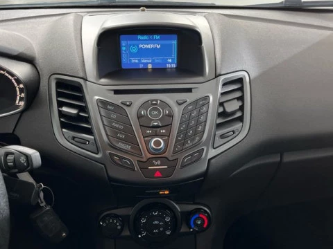Ford Fiesta 1.25 Duratec 82cv Titanium 5p