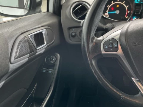 Ford Fiesta 1.25 Duratec 82cv Titanium 5p