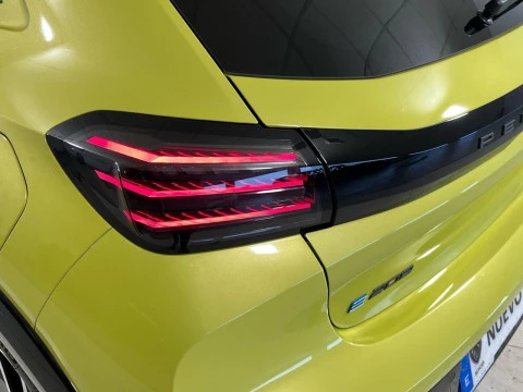 Peugeot e-208 GT Eléctrico 156 (115 Kw)