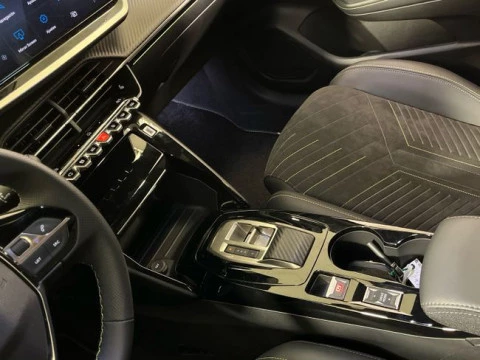 Peugeot e-208 GT Eléctrico 156 (115 Kw)