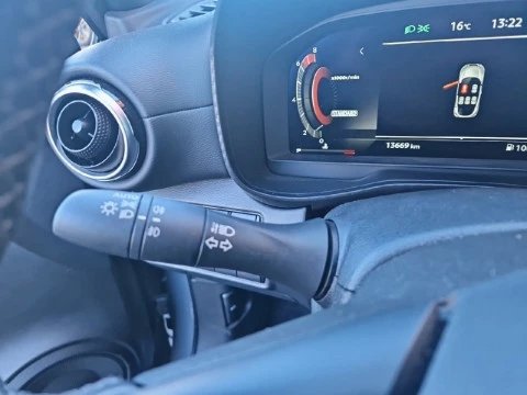 Nissan Juke DIG-T 84 kW (114 CV) 6M/T Tekna