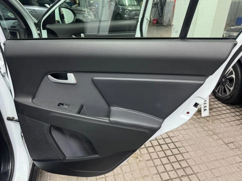 Kia Sportage 1.7 CRDI VGT Emotion 4x2