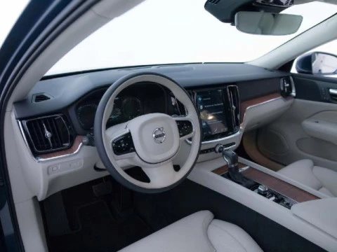 Volvo V60 2.0 D4 INSCRIPTION AUTO 190 5P