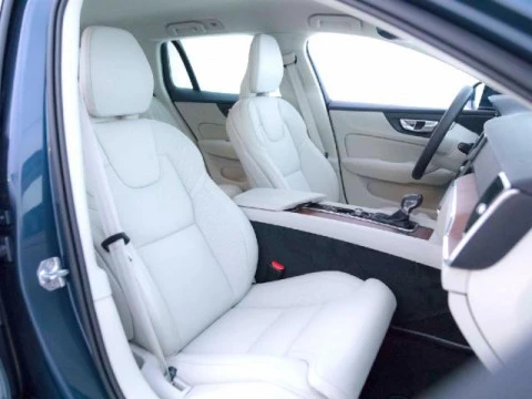 Volvo V60 2.0 D4 INSCRIPTION AUTO 190 5P