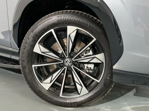 MG HS 1.5T PLUG IN HYBRID LUXURY