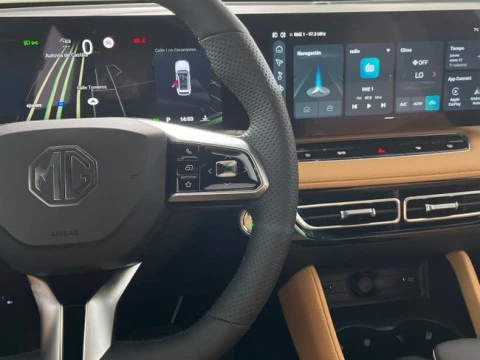 MG HS 1.5T PLUG IN HYBRID LUXURY