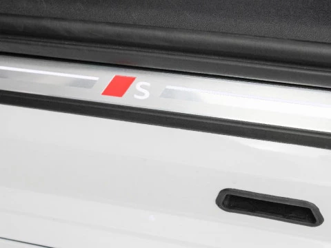 Audi A6 BEV 83KWH AVANT BLACK LINE 326 5P