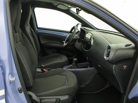 Toyota Aygo X Cross 1.5 VVT-I HYBRID PLAY 116 5P