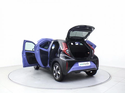 Toyota Aygo X Cross 1.5 VVT-I HYBRID PLAY 116 5P
