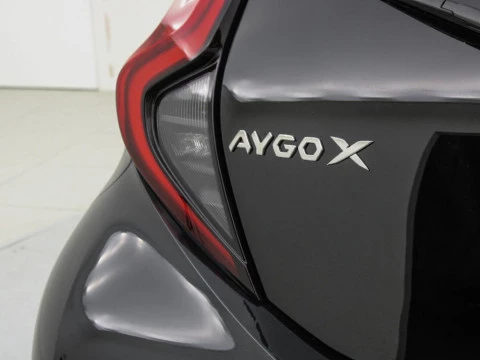 Toyota Aygo X Cross 1.5 VVT-I HYBRID PLAY 116 5P