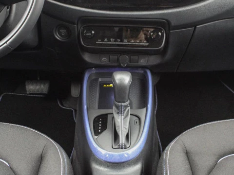 Toyota Aygo X Cross 1.5 VVT-I HYBRID PLAY 116 5P