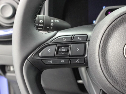 Toyota Aygo X Cross 1.5 VVT-I HYBRID PLAY 116 5P