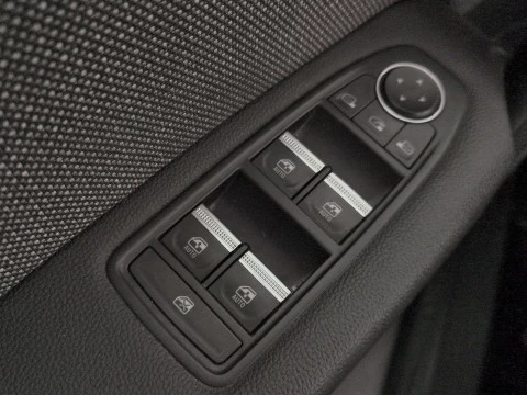 Renault Captur  TCe Techno 74kW GLP