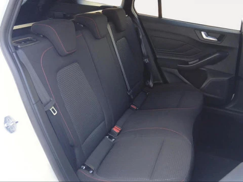 Ford Focus SportBreak 1.0 Ecoboost MHEV ST-Line Auto 114 kW (155 CV)