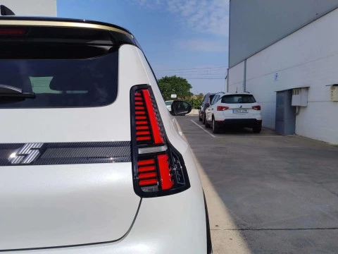 Renault R5 E-Tech R5 Iconic cinq autonomia confort 110 kW