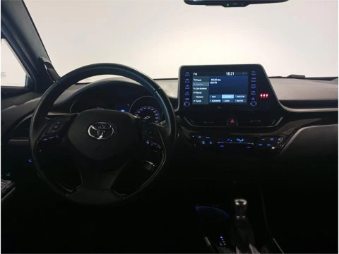 Toyota C-HR 5P STYLE 180H e-CVT