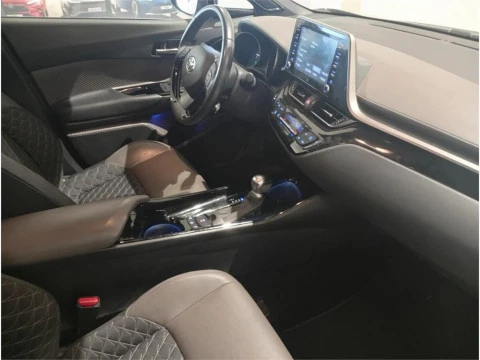 Toyota C-HR 5P STYLE 180H e-CVT