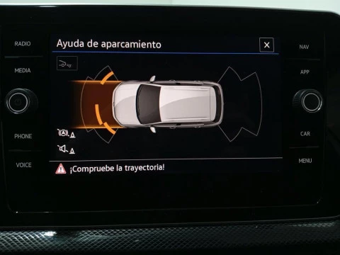 Volkswagen T-Cross R-Line 1.0 TSI 85 kW (116 CV) DSG