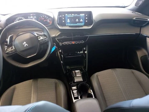 Peugeot 2008 Allure BlueHDI 130 S&S EAT8