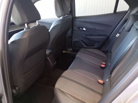 Peugeot 2008 Allure BlueHDI 130 S&S EAT8