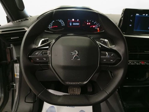 Peugeot 2008 Allure BlueHDI 130 S&S EAT8