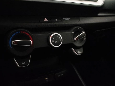 Kia Stonic 1.0 T-GDI MHEV IMT 74KW CONCEPT 5P