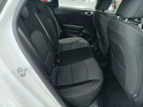 Kia Ceed 1.0 T-GDi 88kW (120CV) Drive