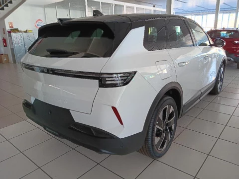 Opel Grandland NUEVO GRANDLAND GS 1.2T XHT HYBRID EDCT6 S/S 145 CV