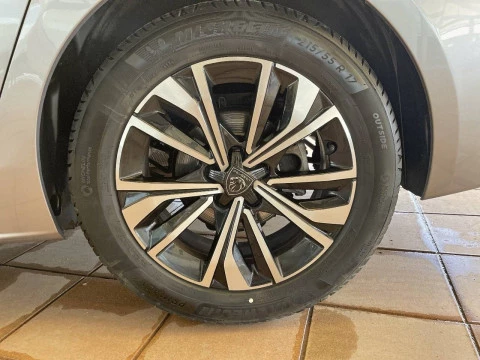 Peugeot 508 5P Allure PureTech 130 S&S EAT8