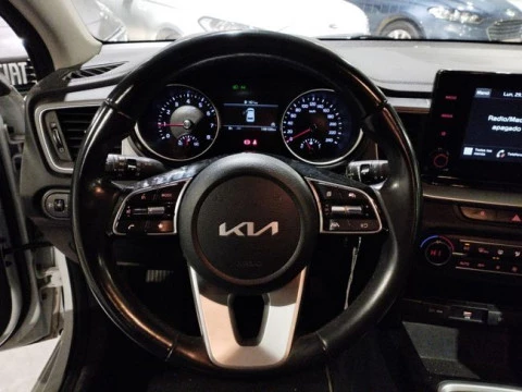 Kia Ceed 1.0 T-GDi 74kW (100CV) Drive