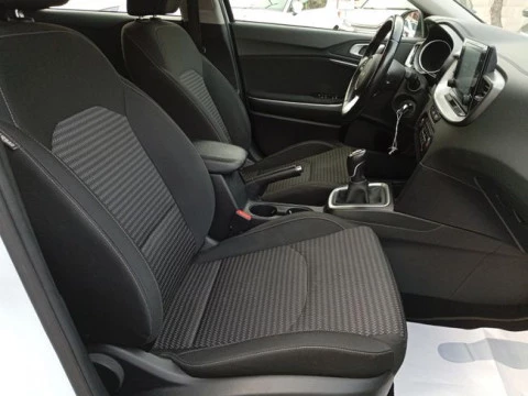 Kia Ceed 1.0 T-GDi 74kW (100CV) Drive