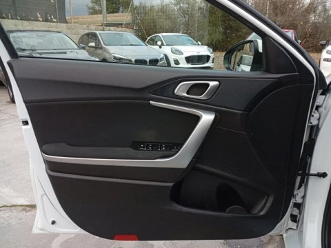 Kia Ceed 1.0 T-GDi 74kW (100CV) Drive