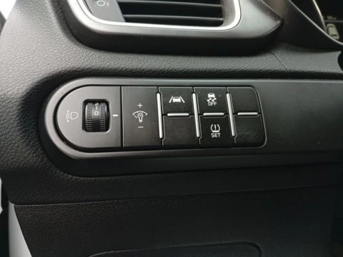 Kia Ceed 1.0 T-GDi 74kW (100CV) Drive