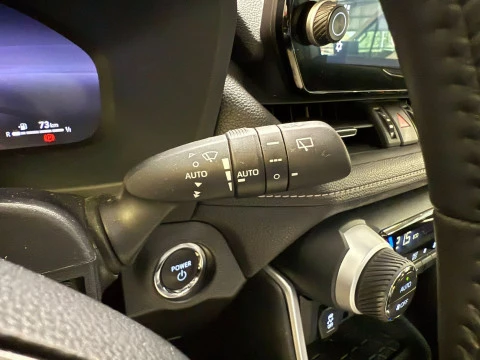 Toyota Rav4 2.5l 220H Advance