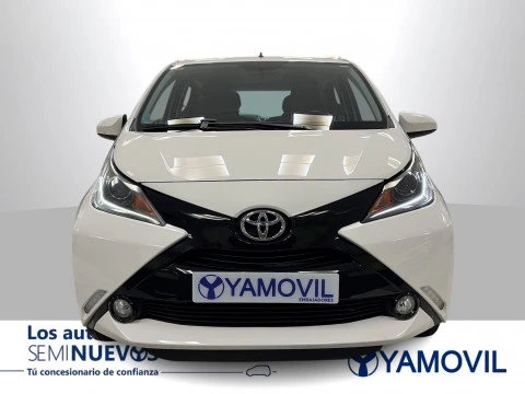 Toyota Aygo 1.0 70 x-play 51 kW (69 CV)